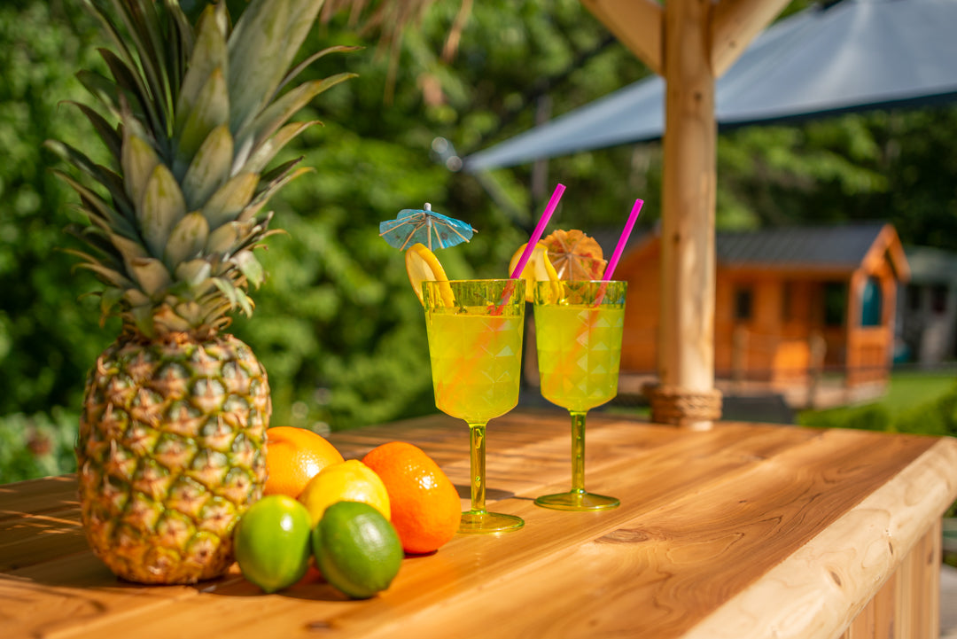 Southern Fantasy Tiki Bar | Seats 4–5