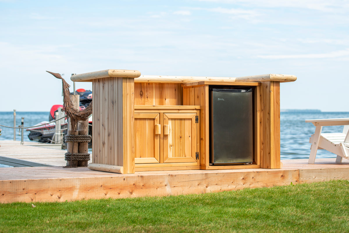 Tropical Paradise Tiki Bar | Seats 6–8
